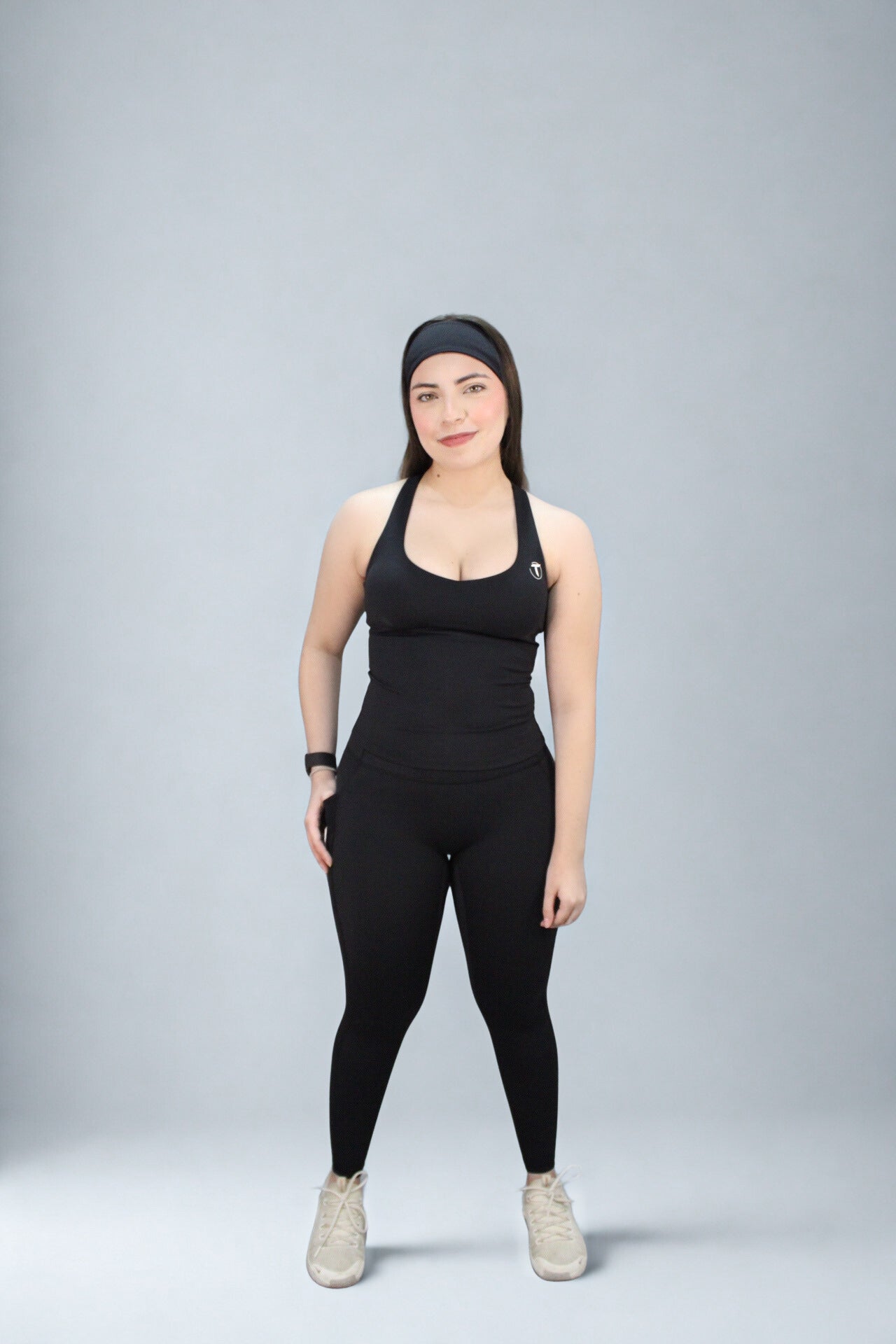 Ascend V-Cut Cross-Back Tank Black